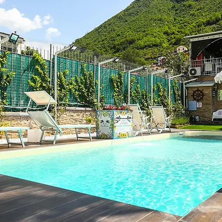 Casa Calenda Bed and Breakfast *